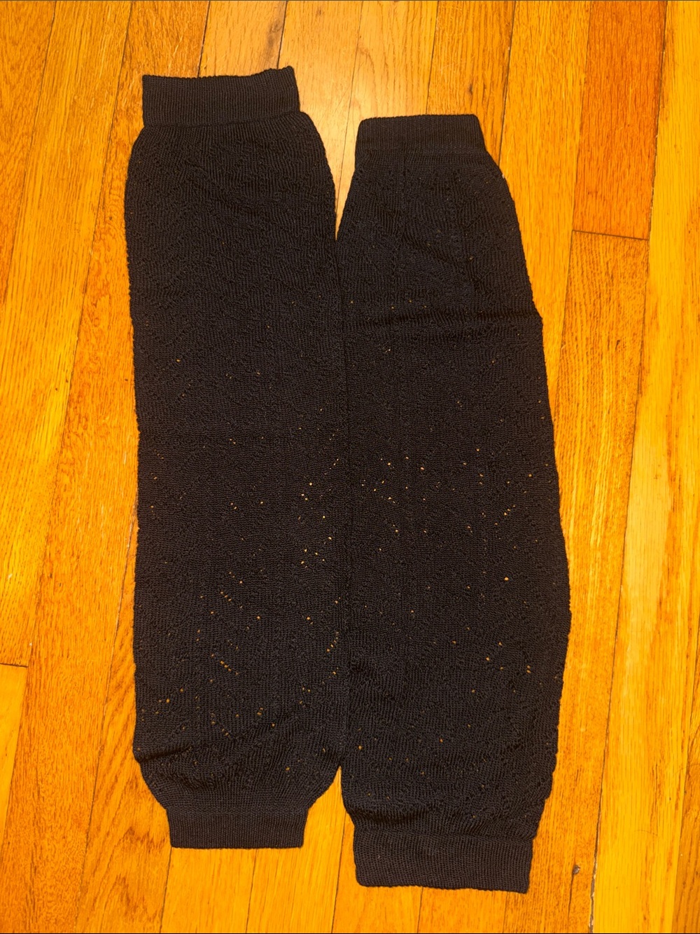 Black leg warmers